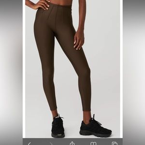 NWOT Alo airlift corset legging